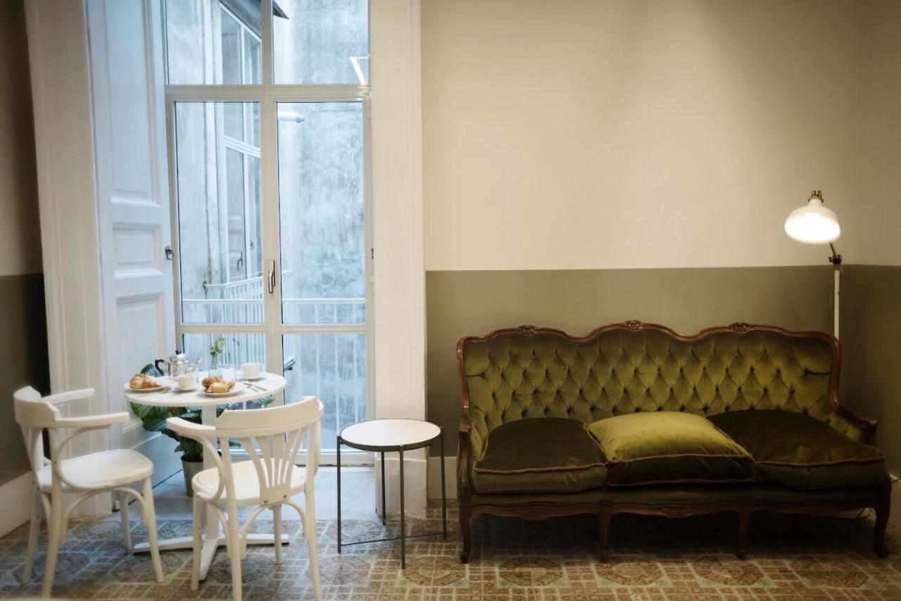 Interno21 Bed & Breakfast Napoli Bagian luar foto