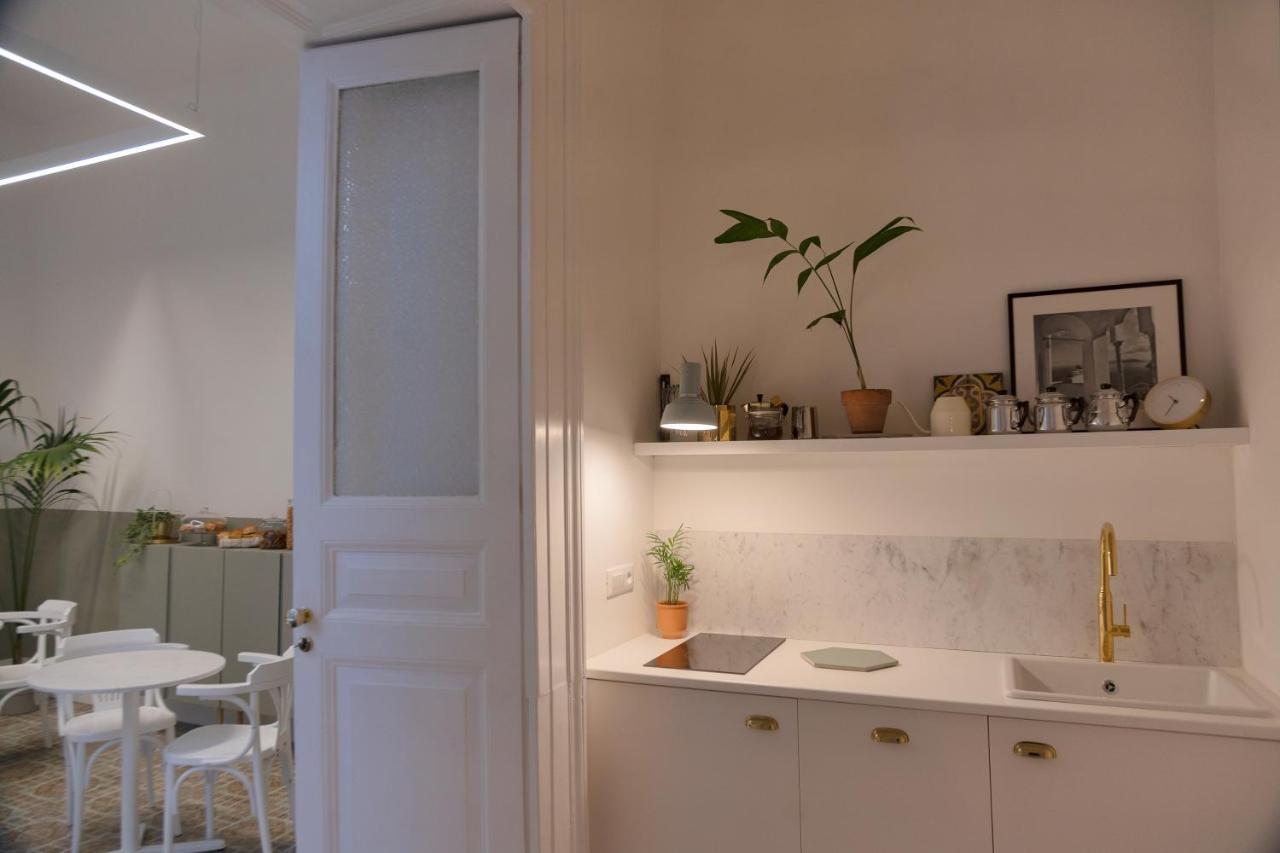 Interno21 Bed & Breakfast Napoli Bagian luar foto